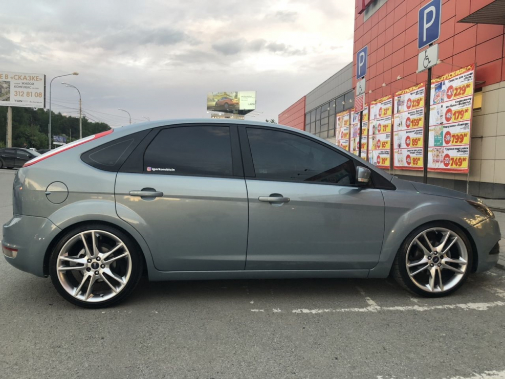 Ford Focus r19