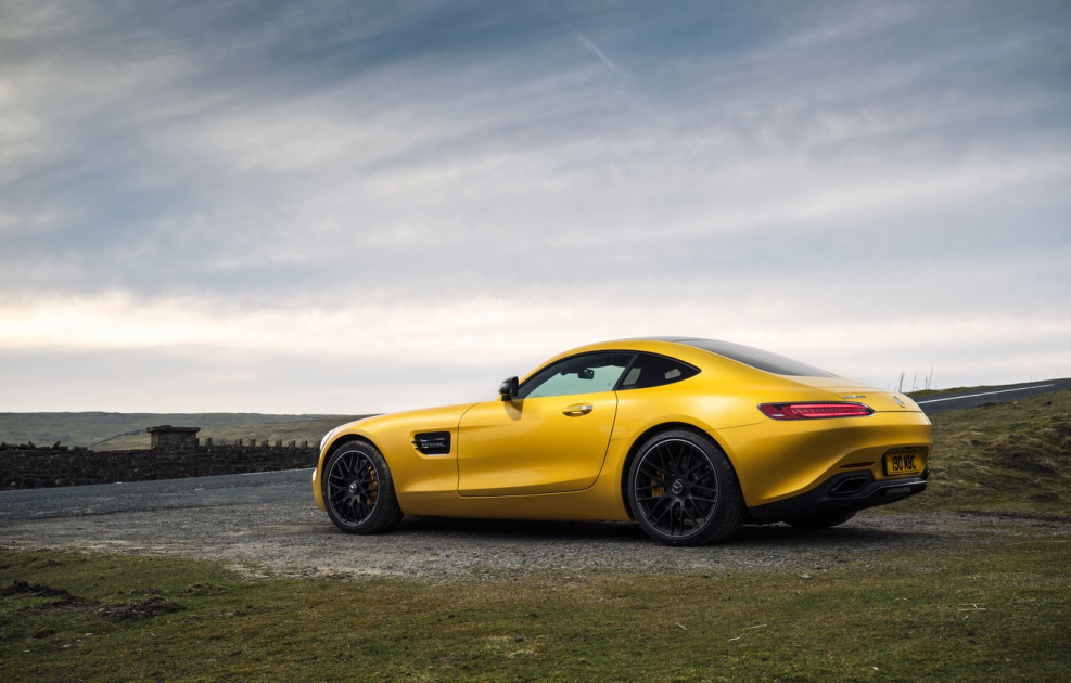 Mercedes Benz AMG gt 2015