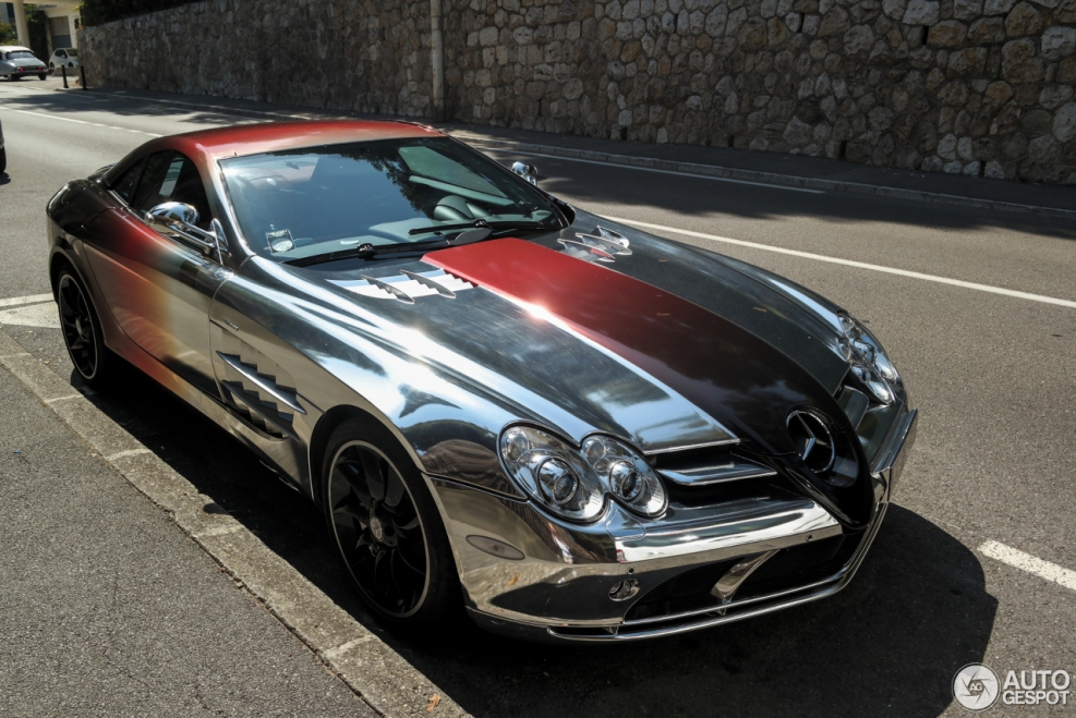 Mercedes Benz SLR MCLAREN красный