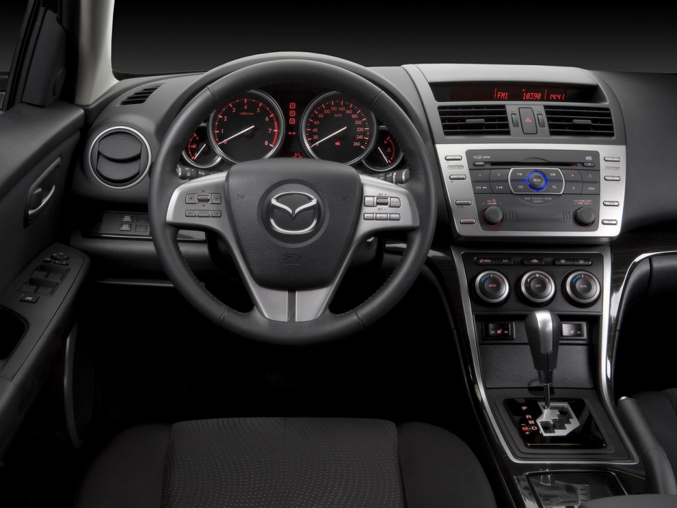 Mazda 6 GH 2008 салон