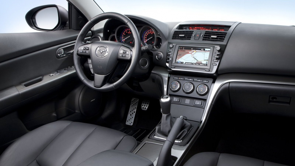 Mazda 6 2010 салон
