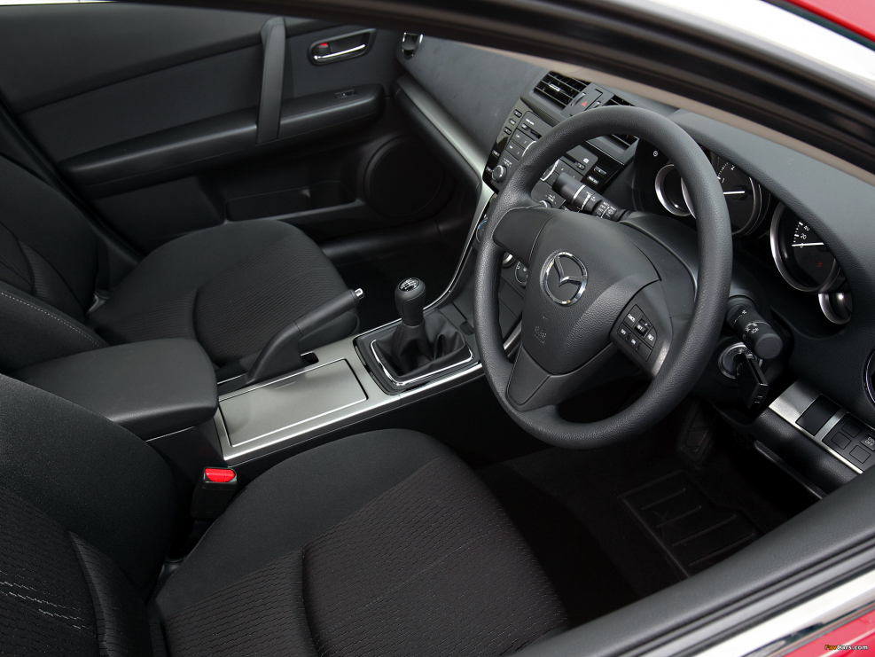 Mazda Atenza 2010