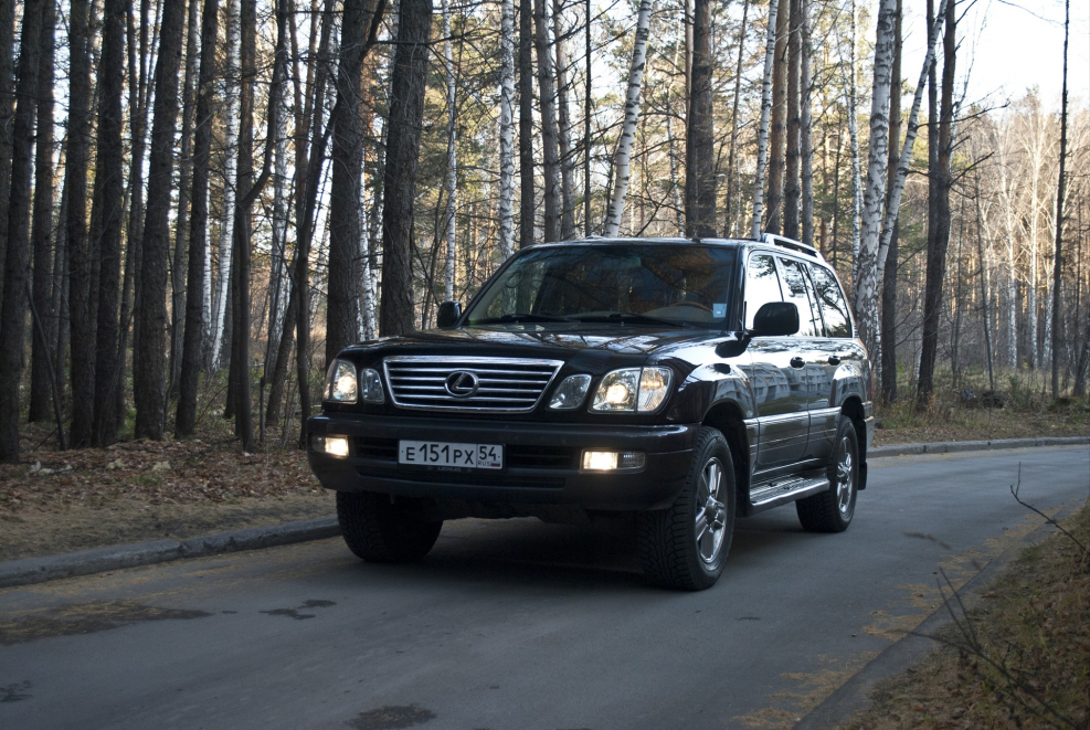 Лексус LX 470 2006 год черный