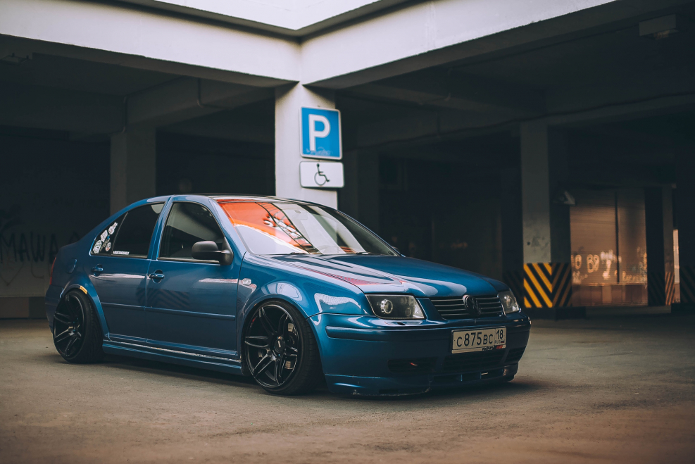 Volkswagen Bora stance