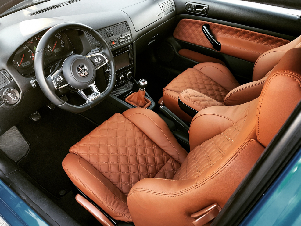 Volkswagen Golf 4 GTI салон