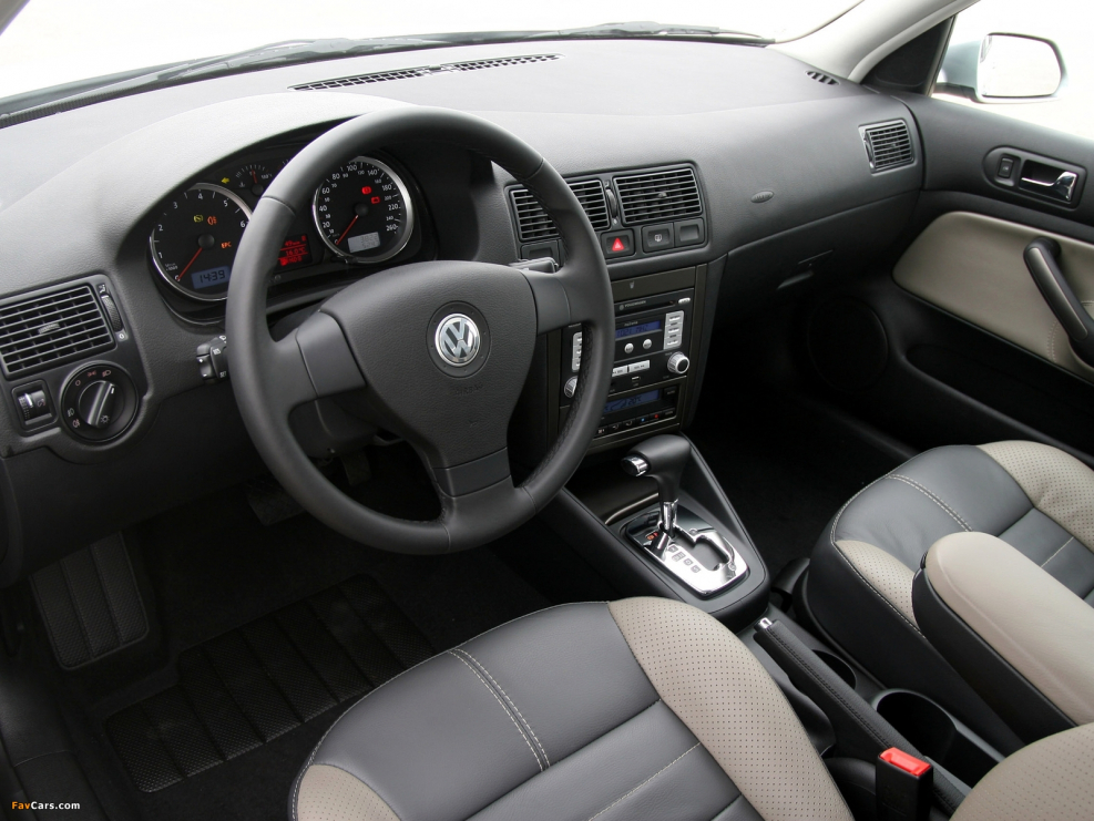 Volkswagen Golf IV салон