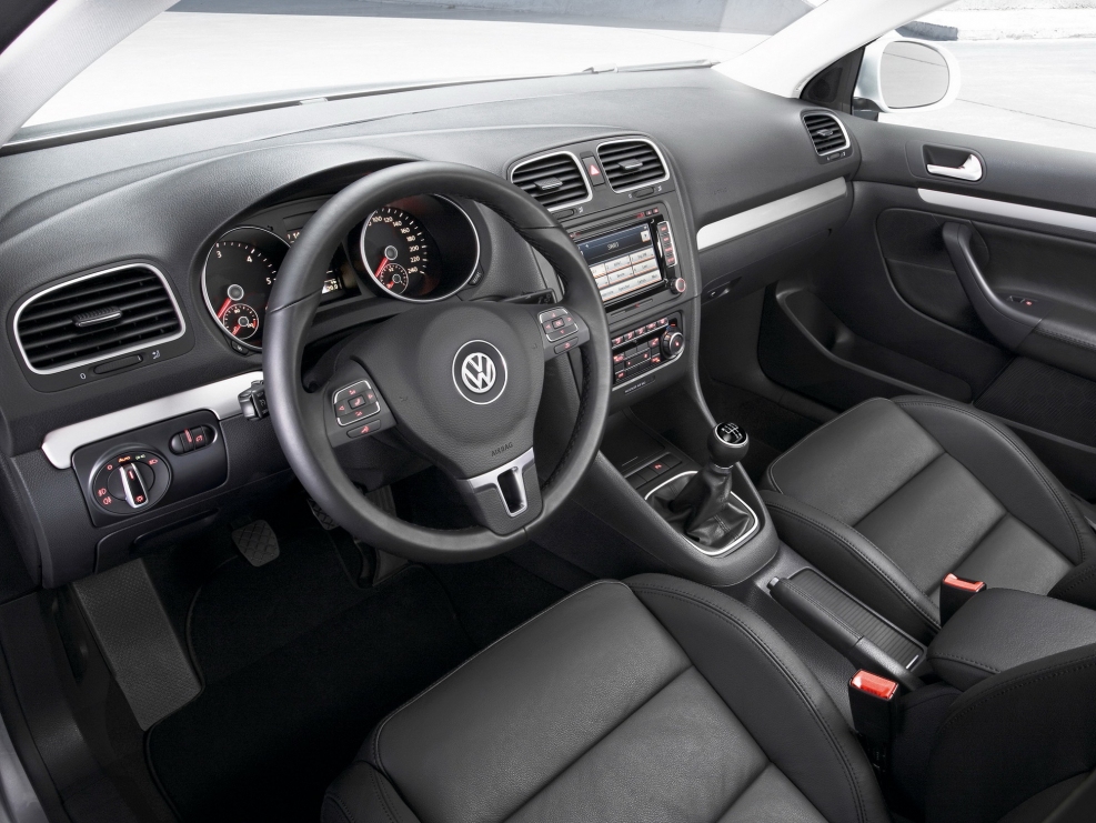 Volkswagen Jetta 2011 Interior