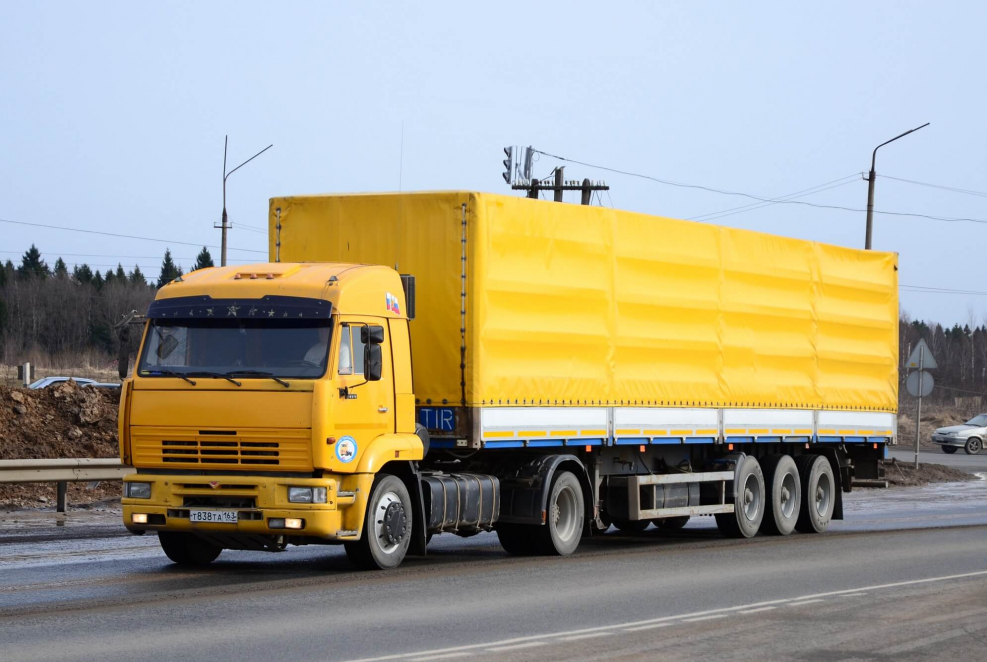 Грузовик КАМАЗ 5460