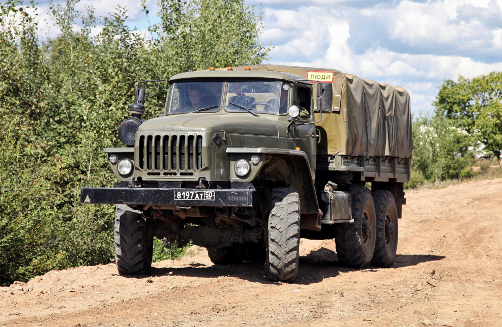 Урал 4320 армейский