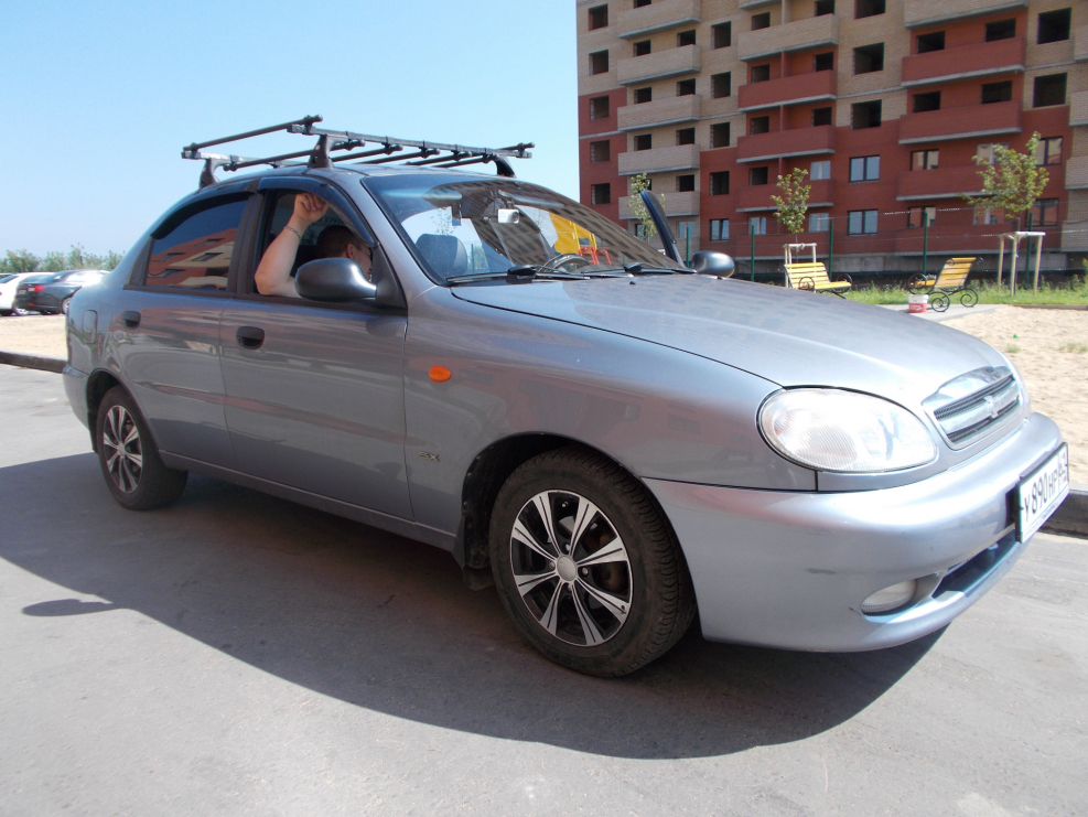 Шевроле Ланос 2008 года багажник