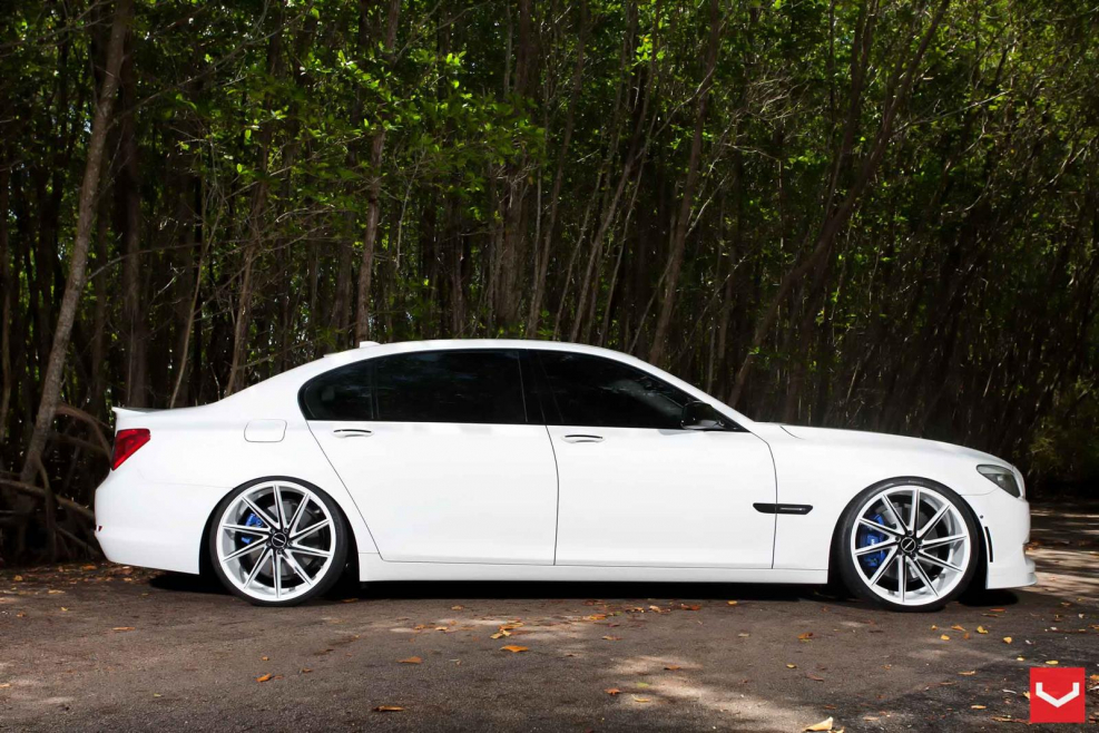 750i Воссен