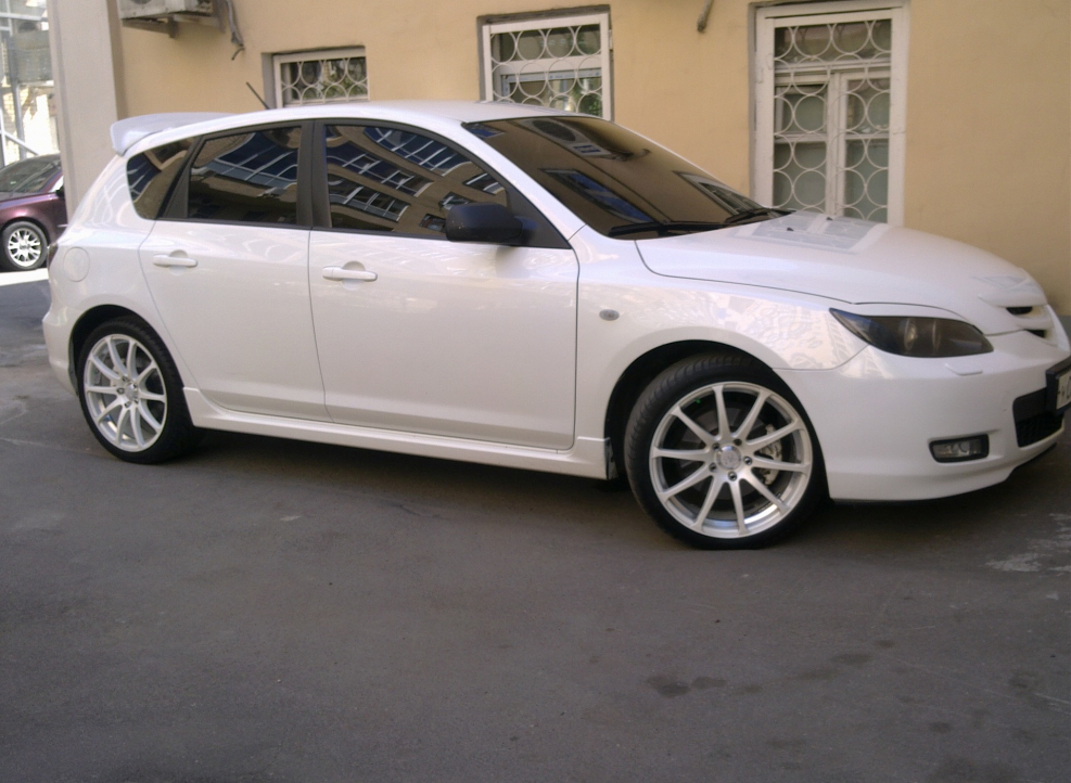 Advan r17 Mazda 3