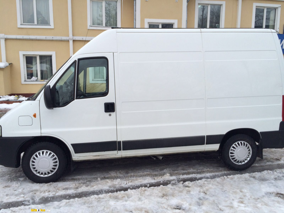 Белый Fiat Ducato 244