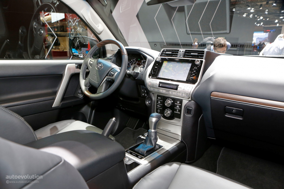 Toyota Land Cruiser Prado 2019