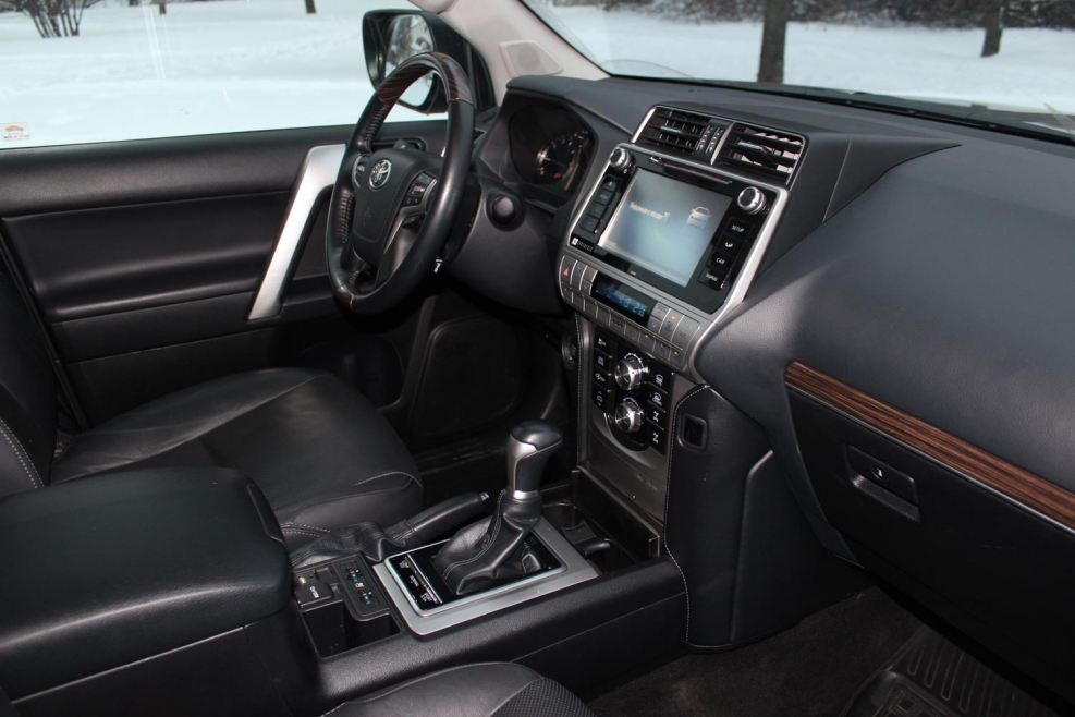 Toyota LC Prado салон