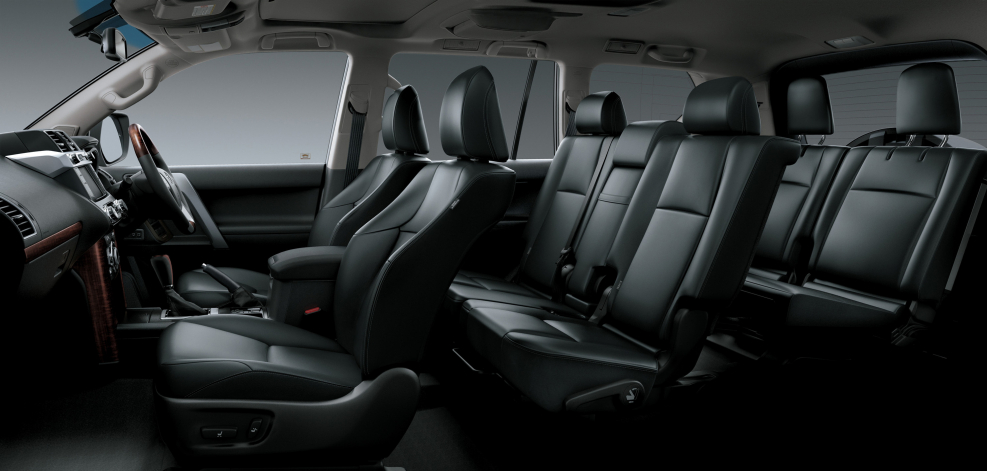 Toyota Land Cruiser Prado 2017 салон