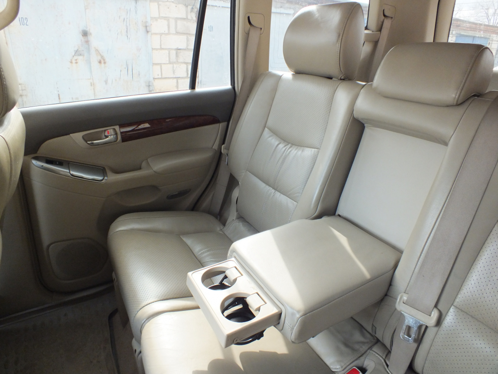 Toyota Prado 120 салон