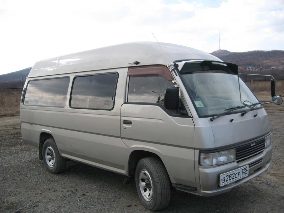 Nissan Caravan 1988