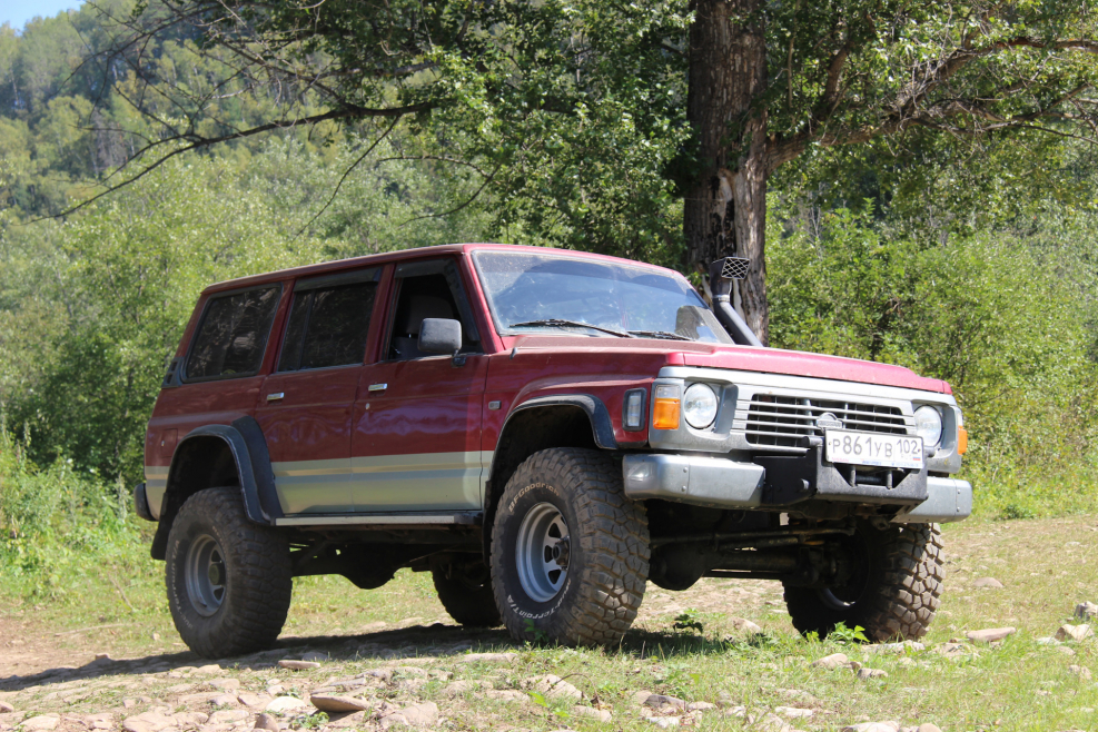 Nissan Patrol 1995 y60