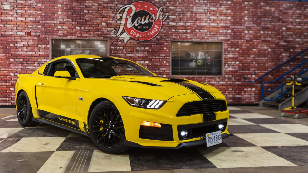 Ford Mustang Shelby gt350 желтый