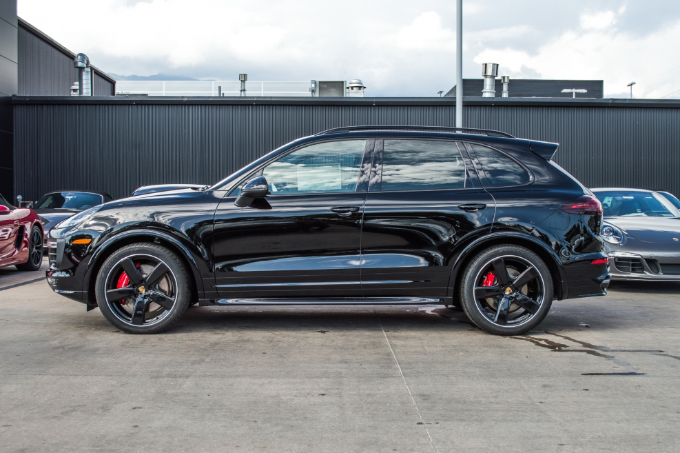 Porsche Cayenne r21