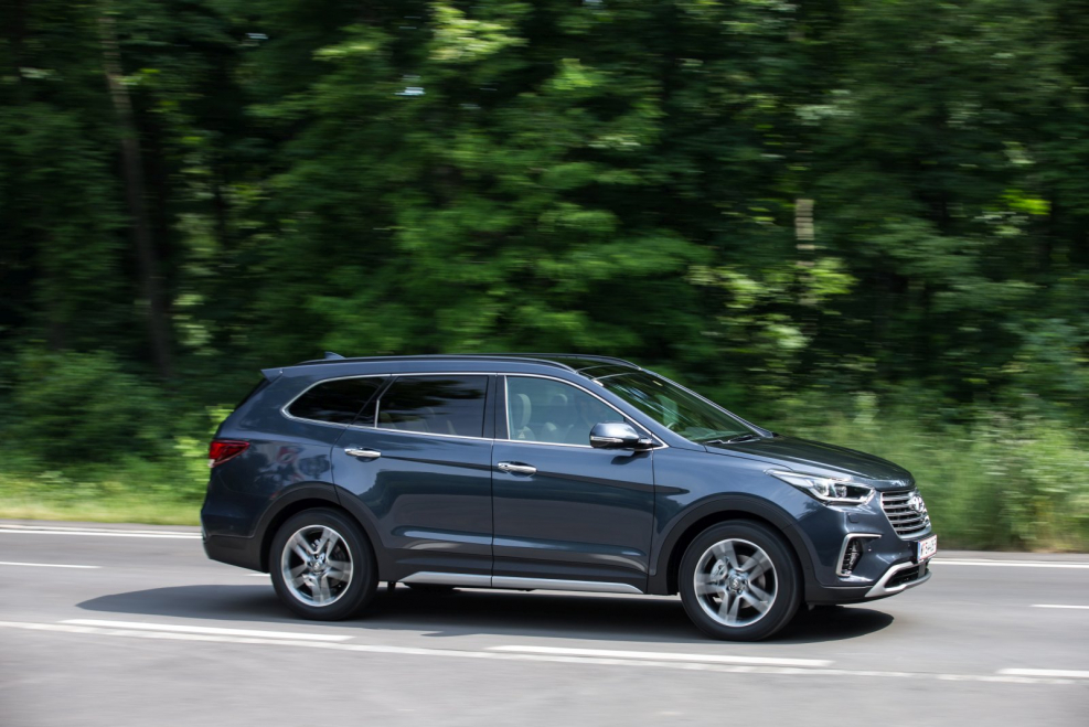 Hyundai Grand Santa Fe