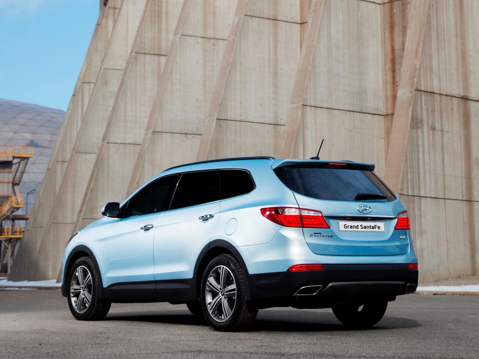 Hyundai Grand Santa Fe