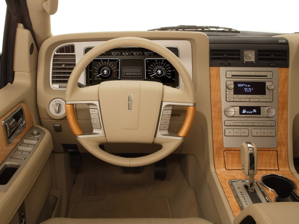 Lincoln Navigator 3 салон