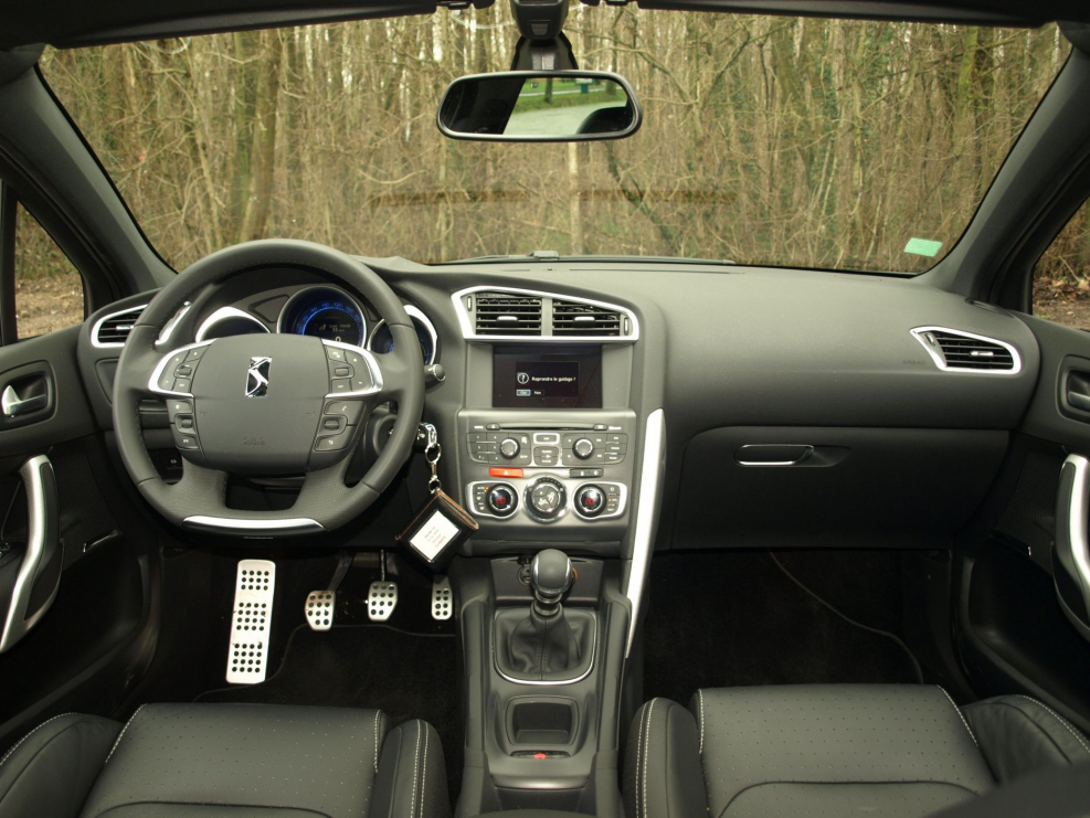 Citroen ds4 2012 салон