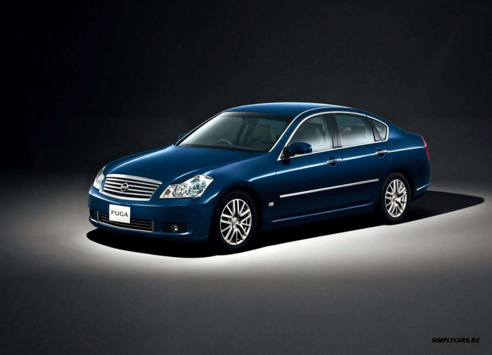 Nissan Fuga 2015