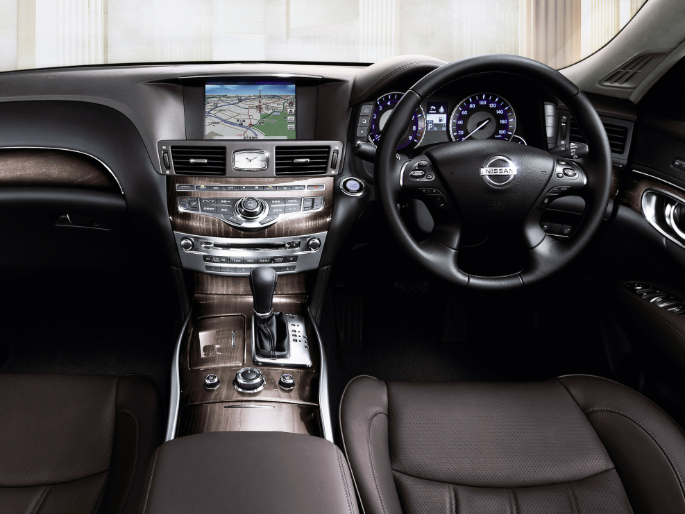Nissan Fuga 2009