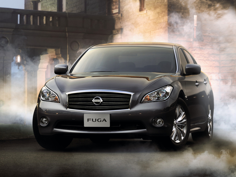 Nissan Fuga 2014