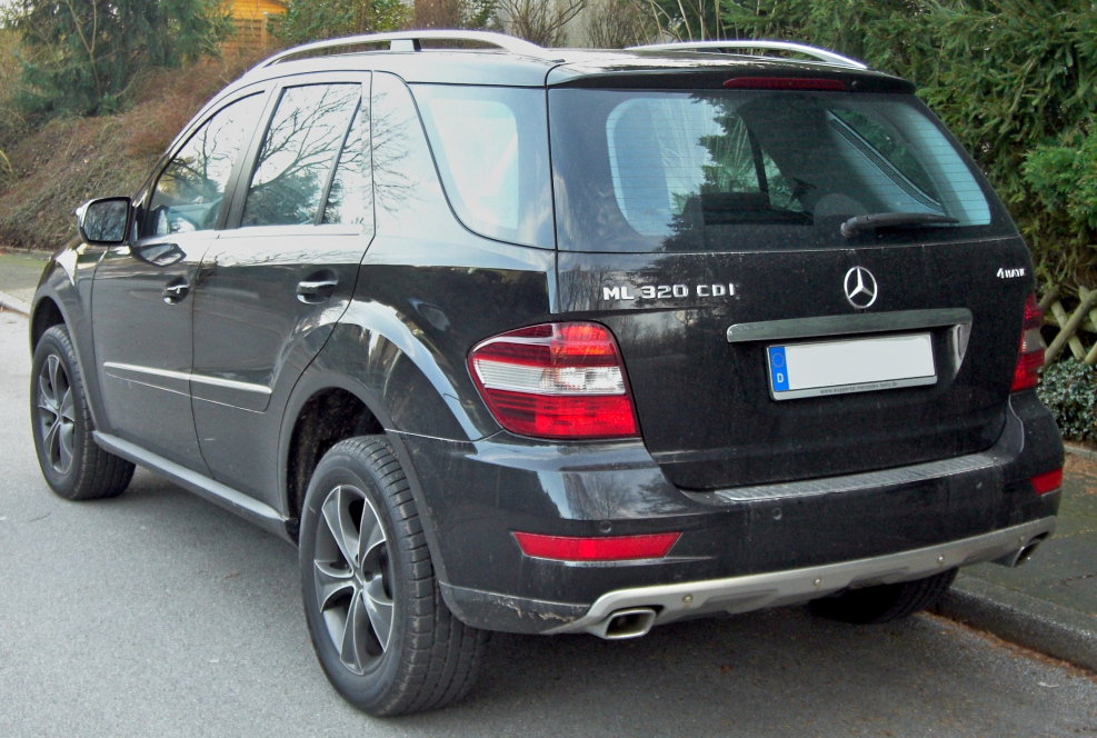 Mercedes ml w164 сзади