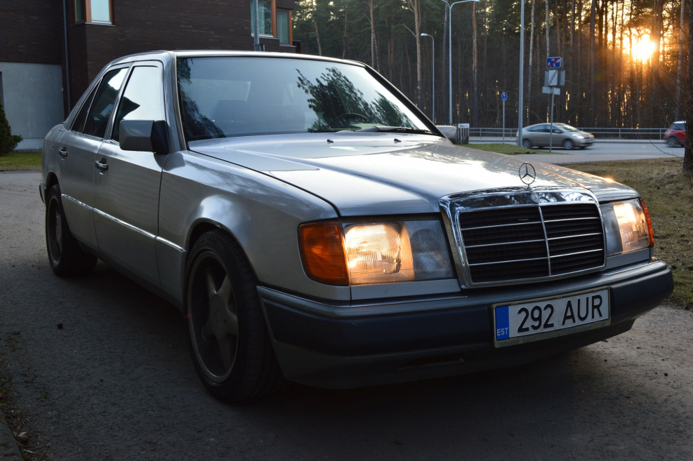 Мерседес w124 e260