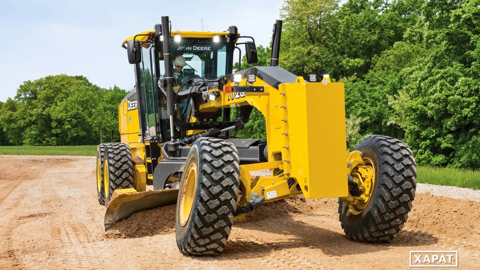 Автогрейдер John Deere