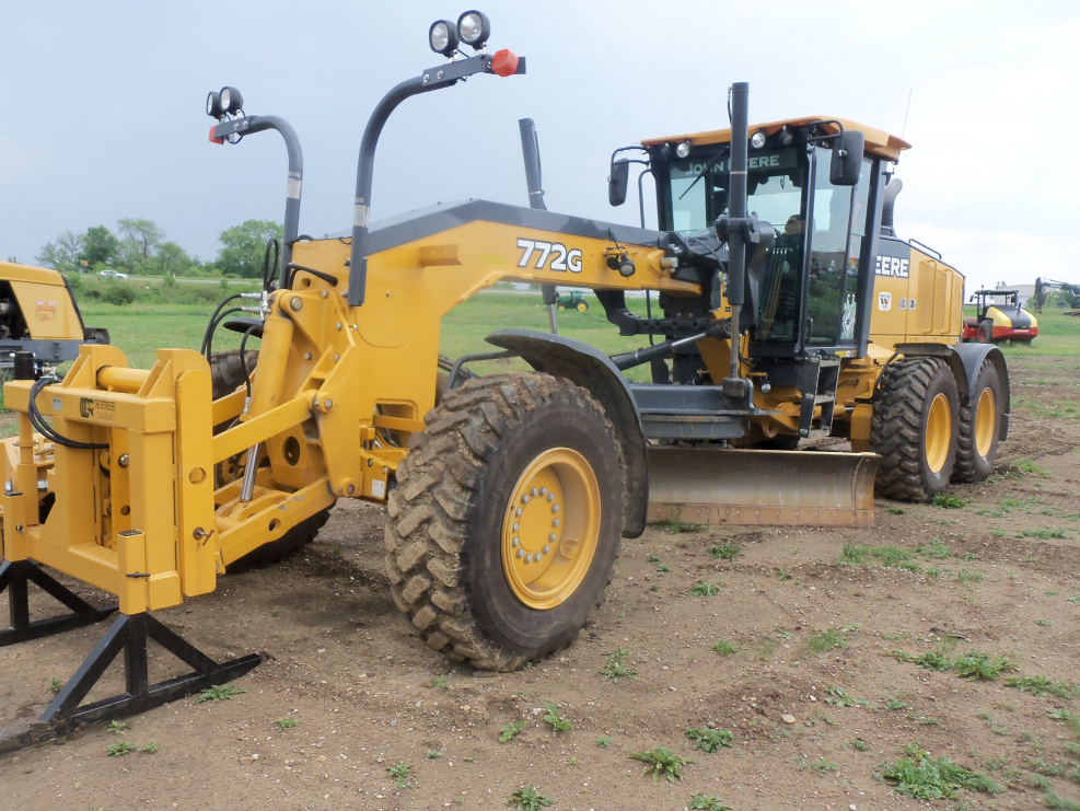 John Deere 772g