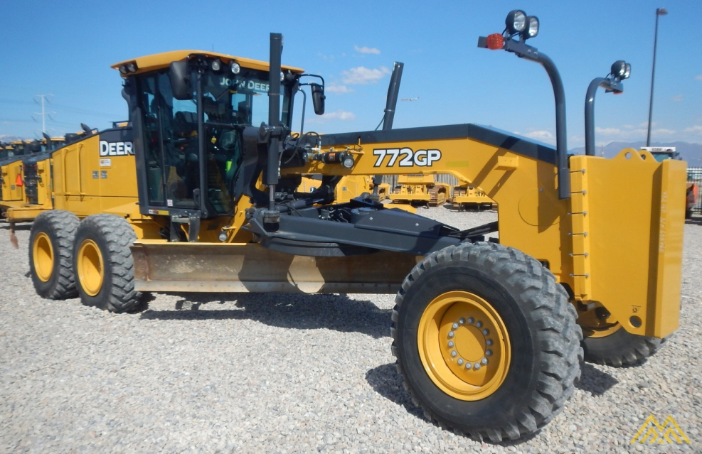 John Deere 662 GP грейдер