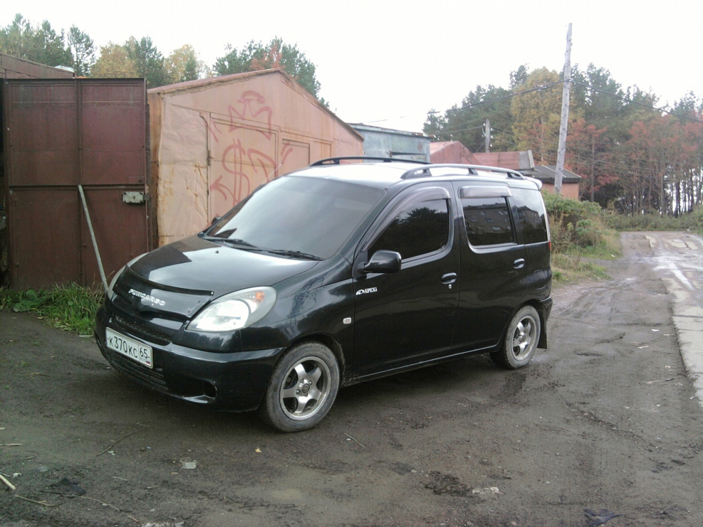 Yaris Verso 1999