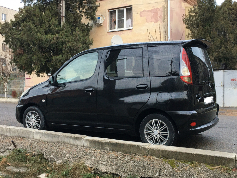 Тойота Функарго 1.5