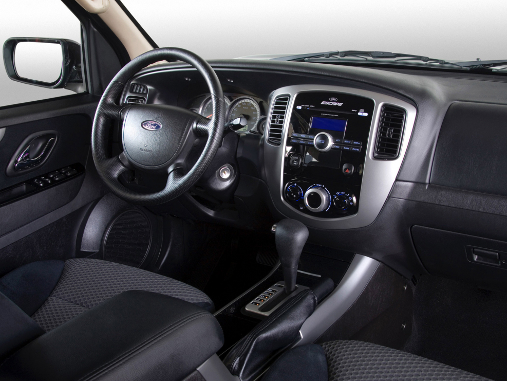 Ford Escape 2008 салон