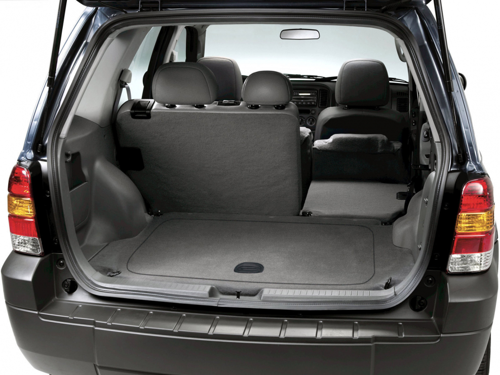 Ford Escape 1 Рестайлинг салон