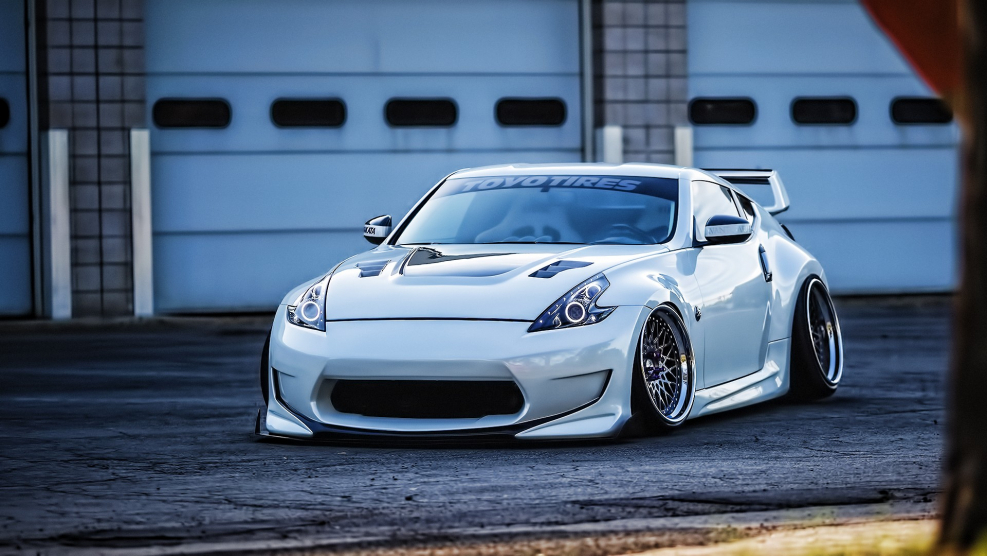 Nissan z350 370