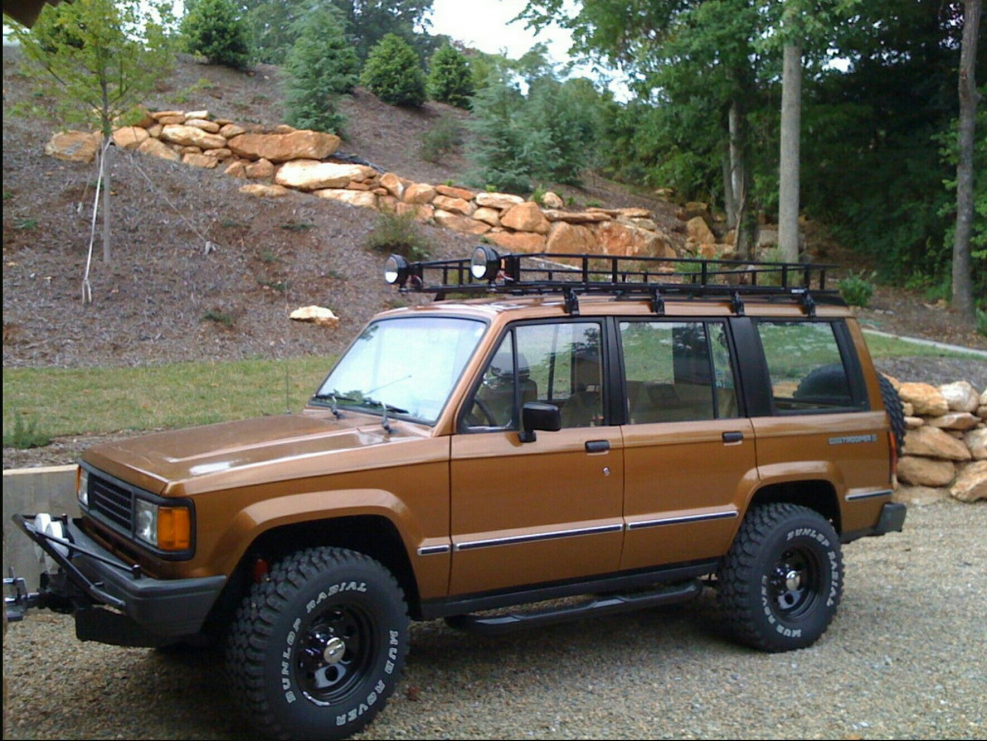 Isuzu Trooper 1988
