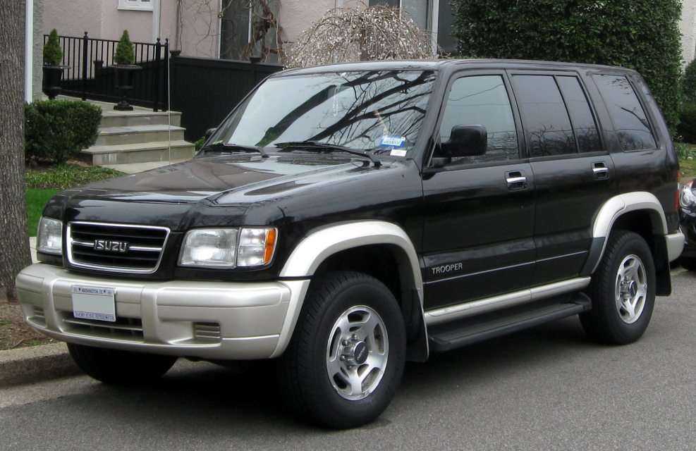 Isuzu Trooper 1