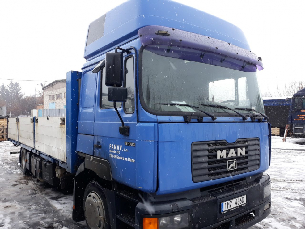 Ман ф2000 Командор в кабине