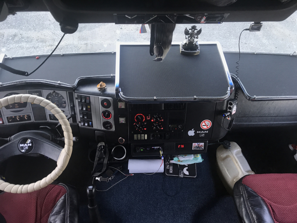 Man Comandor f2000 кабина внутри