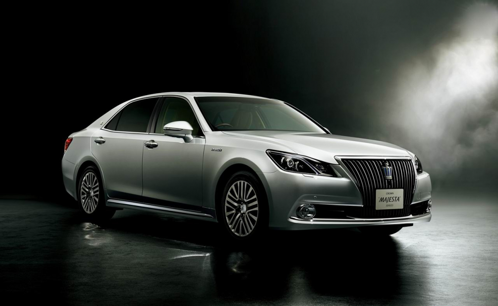 Toyota Crown Majesta s210