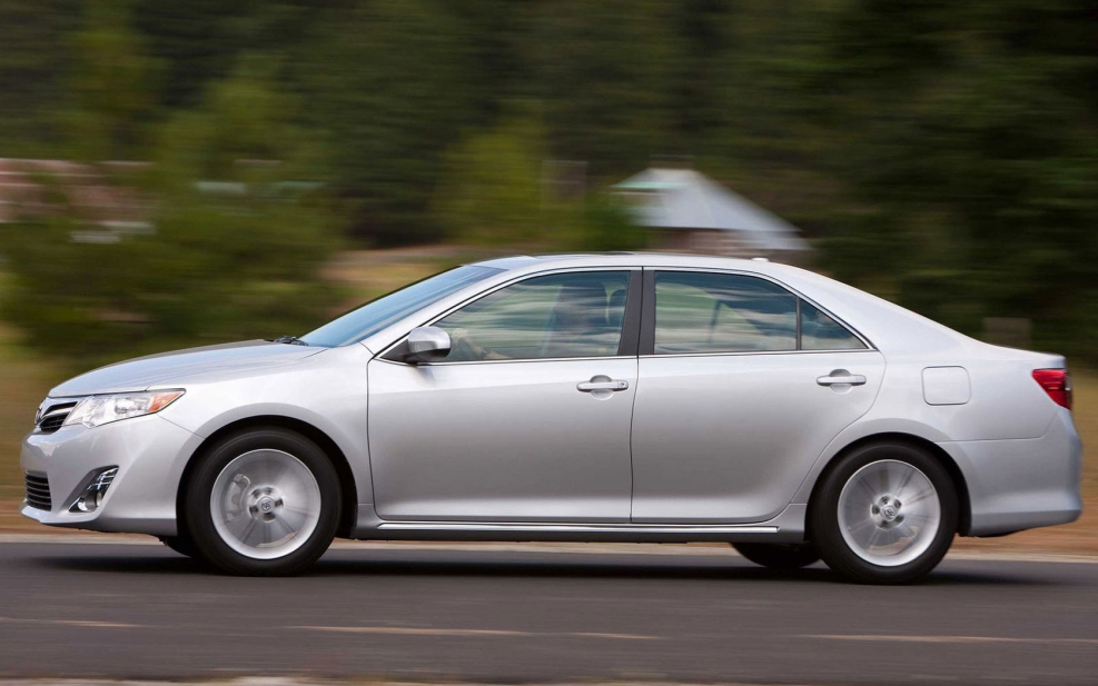 Toyota Camry XLE 2013