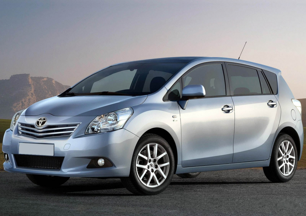 Toyota Verso 2010