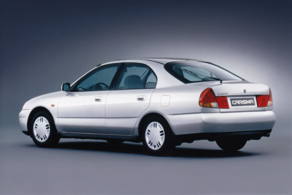 Mitsubishi Каризма Carisma